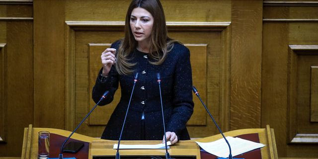 Ζαχαράκη για Γκράβα: “Οφείλουμε να διασφαλίσουμε τη συνέχεια της σχολικής ζωής”