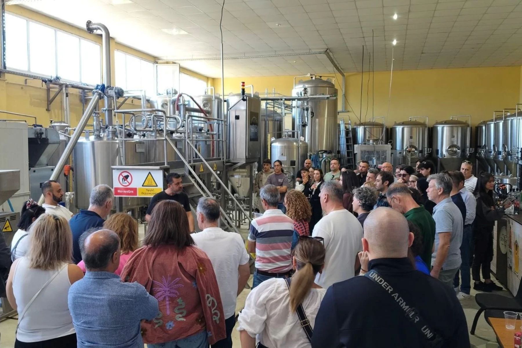 Ανοιχτά Ζυθοποιεία: 3.500 άνθρωποι είδαν από κοντά τα «μυστικά» της μπύρας